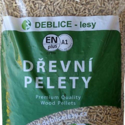 DŘEVĚNÉ BRIKETY A&nbsp;PELETY - naskladnění